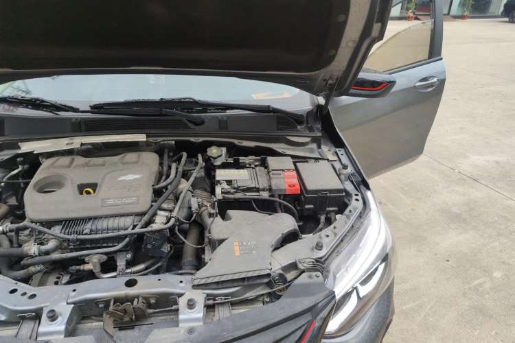 Used Chevrolet Cavalier 2020 Redline 325T Automatic Xinshang Edition Engine Bay Left