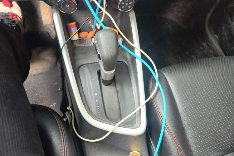 Used Chevrolet Cavalier 2020 325T Automatic Enjoyment Edition Gear Lever