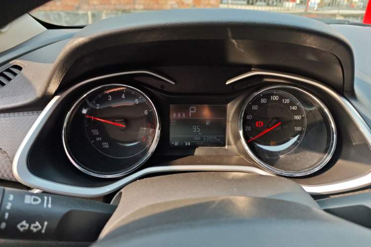 Used Chevrolet Cavalier 2020 325T Automatic Enjoyment Edition Instrument Cluster
