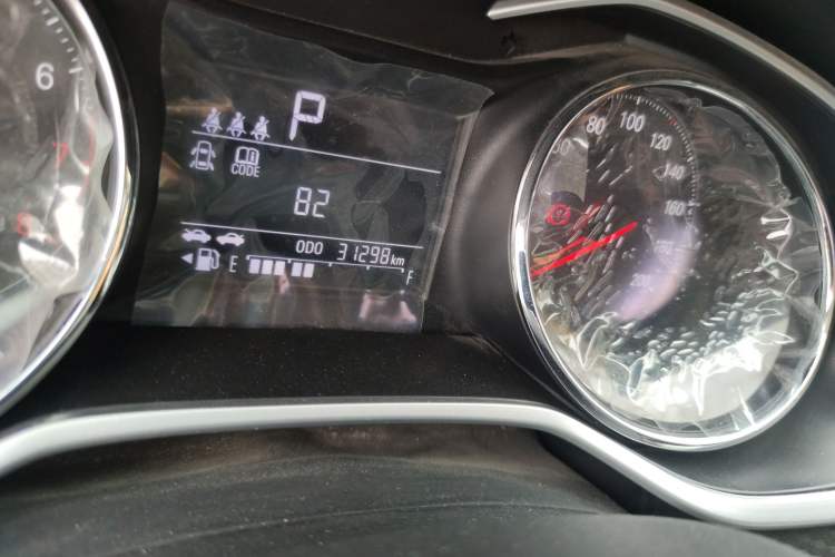Used Chevrolet Cavalier 2020 Redline 325T Automatic Xinshang Edition Odometer Close Up