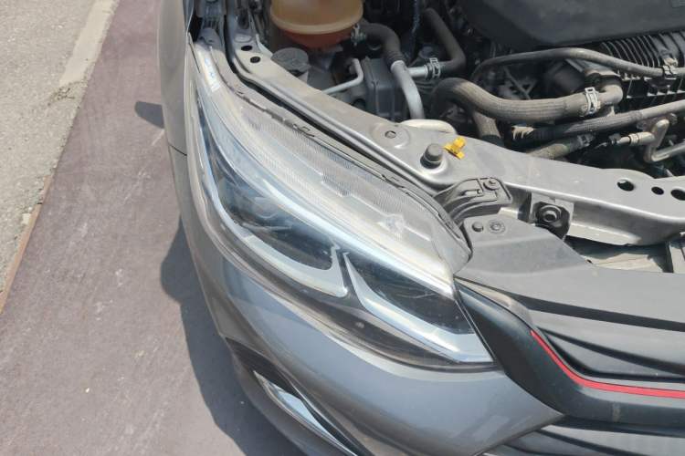 Used Chevrolet Cavalier 2020 Redline 325T Automatic Xinshang Edition China VI Standard Right Front Headlight