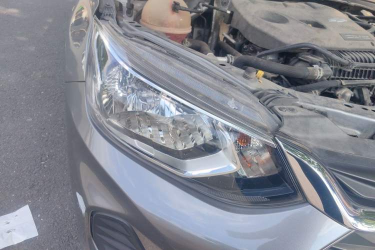 Used Chevrolet Cavalier 2020 325T Automatic Enjoyment Edition Right Front Headlight