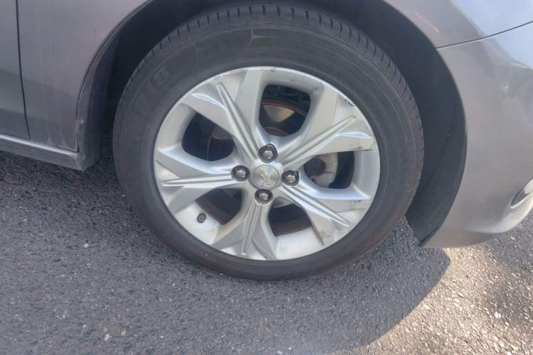 Used Chevrolet Cavalier 2020 325T Automatic Enjoyment Edition Right Front Wheel Hub