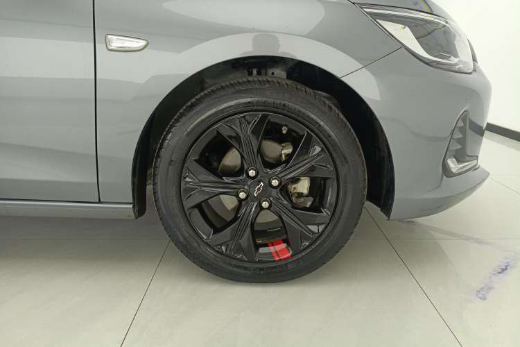 Used Chevrolet Cavalier 2020 Redline 325T Automatic Xinshang Edition China VI Standard Right Front Wheel Hub