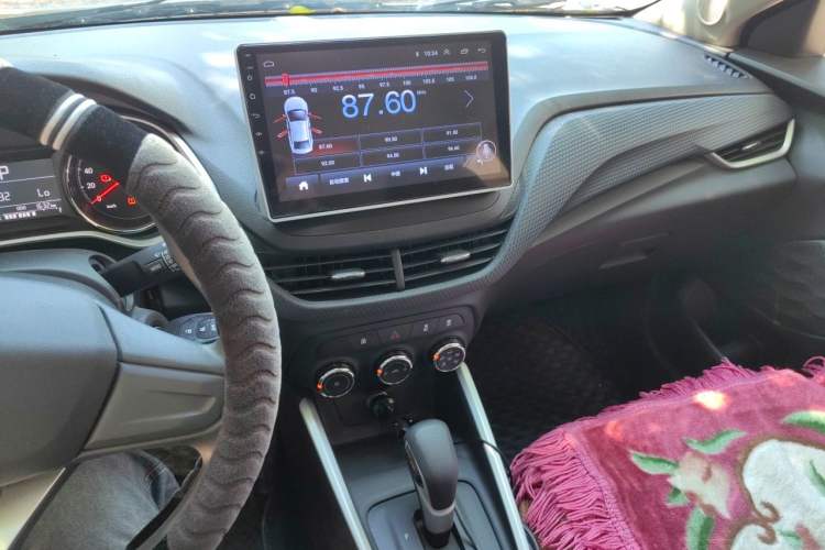 Used Chevrolet Cavalier 2020 325T Automatic Enjoyment Edition Audio And AC Panel