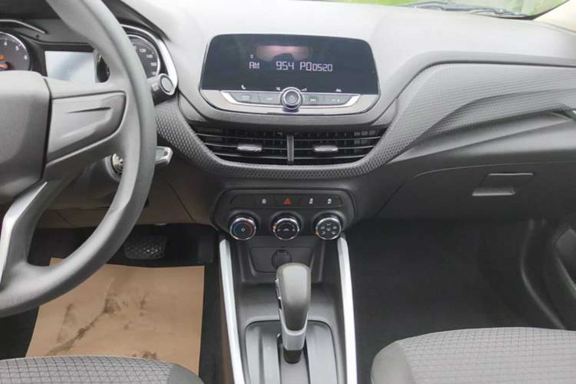 Used Chevrolet Cavalier 2020 325T Automatic Enjoyment Edition Audio And AC Panel