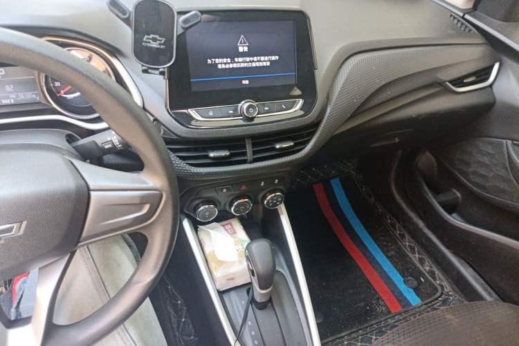 Used Chevrolet Cavalier 2020 Redline 325T Automatic Xinshang Edition China VI Standard Audio And AC Panel