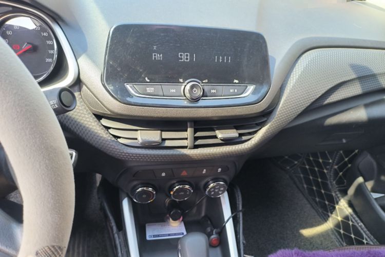 Used Chevrolet Cavalier 2020 325T Automatic Enjoyment Edition Audio And AC Panel