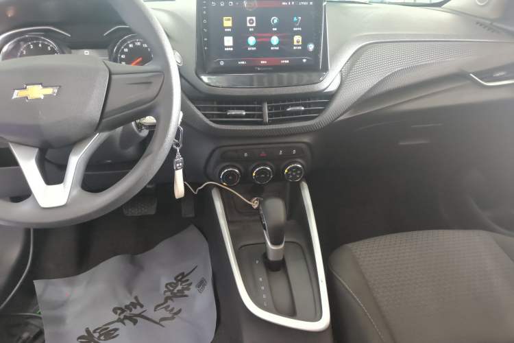 Used Chevrolet Cavalier 2020 325T Automatic Enjoyment Edition Audio And AC Panel