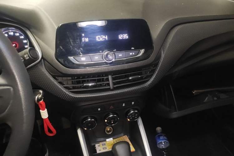 Used Chevrolet Cavalier 2020 325T Automatic Enjoyment Edition Audio And AC Panel