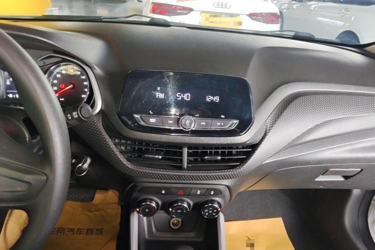 Used Chevrolet Cavalier 2020 325T Automatic Enjoyment Edition Audio And AC Panel