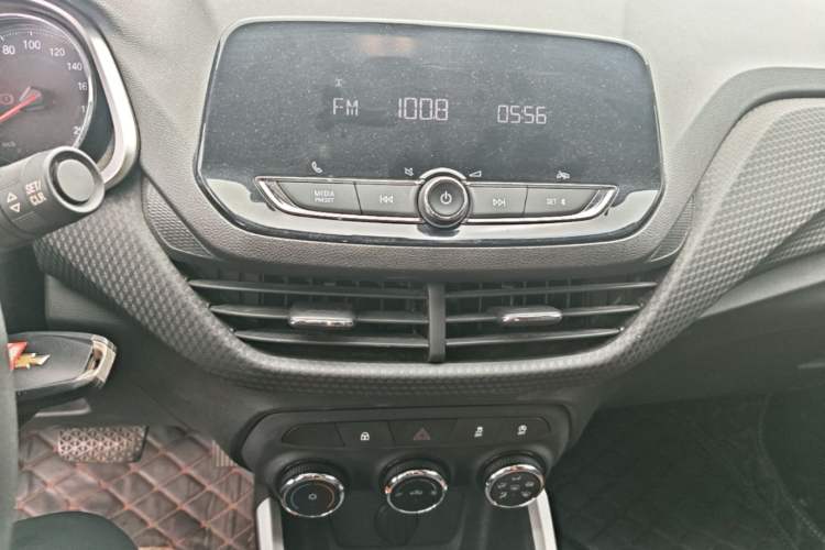 Used Chevrolet Cavalier 2020 325T Automatic Enjoyment Edition Audio And AC Panel