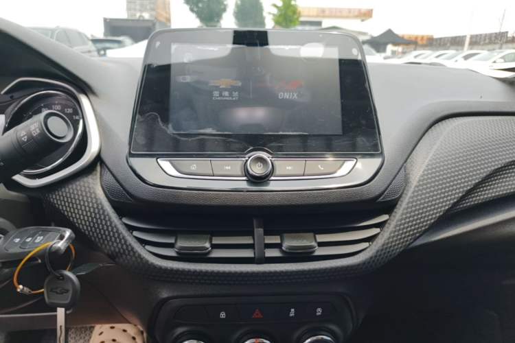 Used Chevrolet Cavalier 2020 Redline 325T Automatic Xinshang Edition China VI Standard Audio And AC Panel