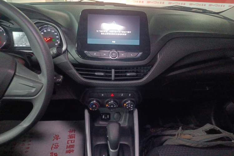 Used Chevrolet Cavalier 2020 Redline 325T Automatic Xinshang Edition China VI Standard Audio And AC Panel
