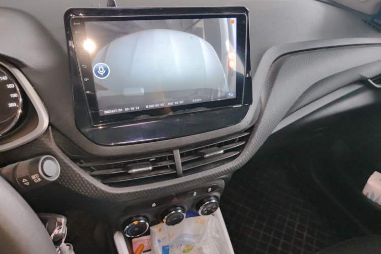 Used Chevrolet Cavalier 2020 325T Automatic Enjoyment Edition Audio And AC Panel