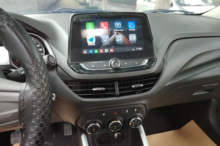 Used Chevrolet Cavalier 2020 320 Manual Xindong Edition Audio And AC Panel