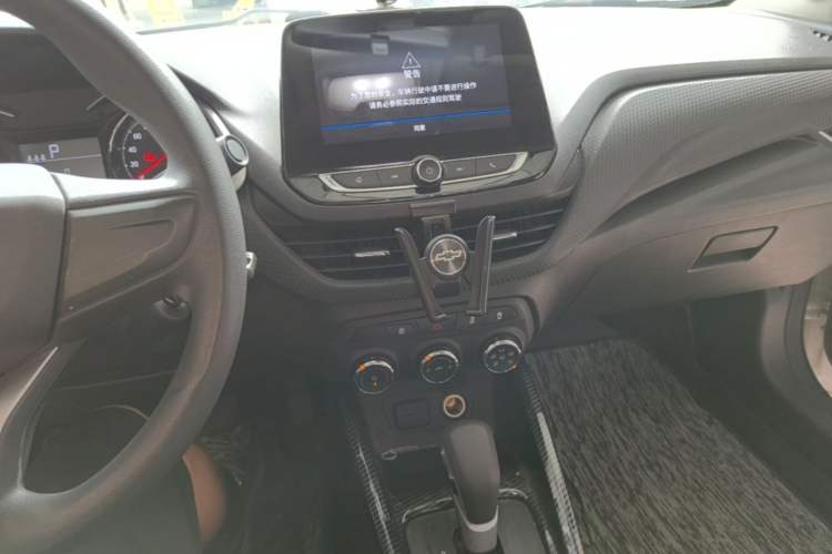 Used Chevrolet Cavalier 2020 Redline 325T Automatic Xinyao Edition China VI Standard Audio And AC Panel