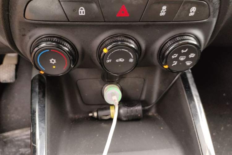 Used Chevrolet Cavalier 2020 320 Manual Enjoyment Edition Audio And AC Panel