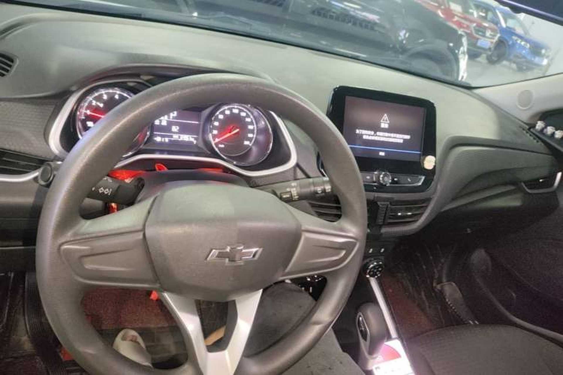 Used Chevrolet Cavalier 2020 Redline 325T Automatic Xinshang Edition China VI Standard Center Console