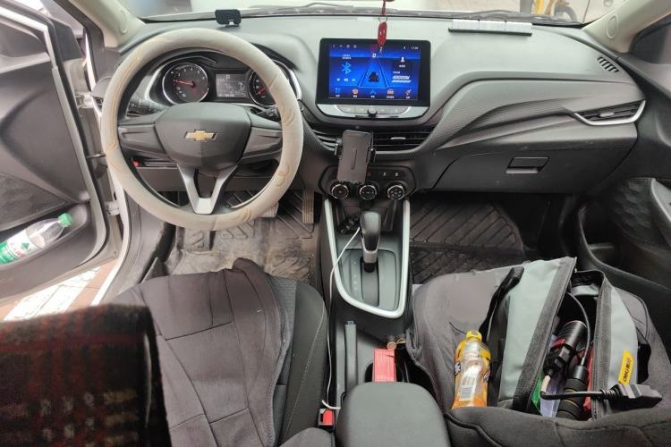 Used Chevrolet Cavalier 2020 325T Automatic Enjoyment Edition Center Console
