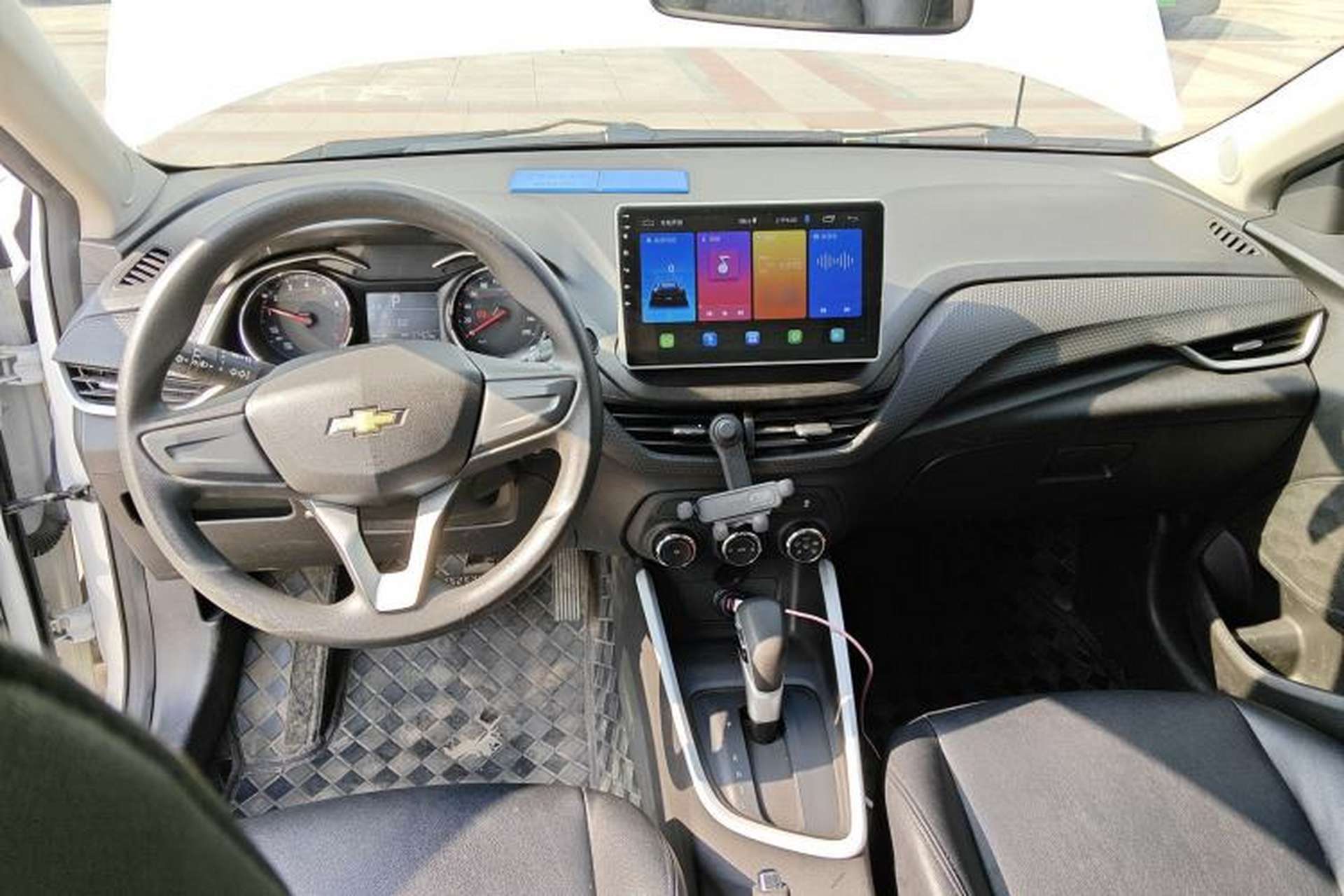 Used Chevrolet Cavalier 2020 325T Automatic Enjoyment Edition Center Console