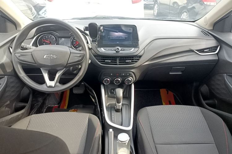 Used Chevrolet Cavalier 2020 Redline 325T Automatic Xinshang Edition China VI Standard Center Console