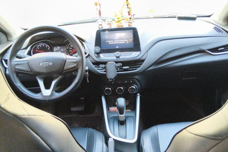 Used Chevrolet Cavalier 2020 Redline 325T Automatic Xinshang Edition China VI Standard Center Console
