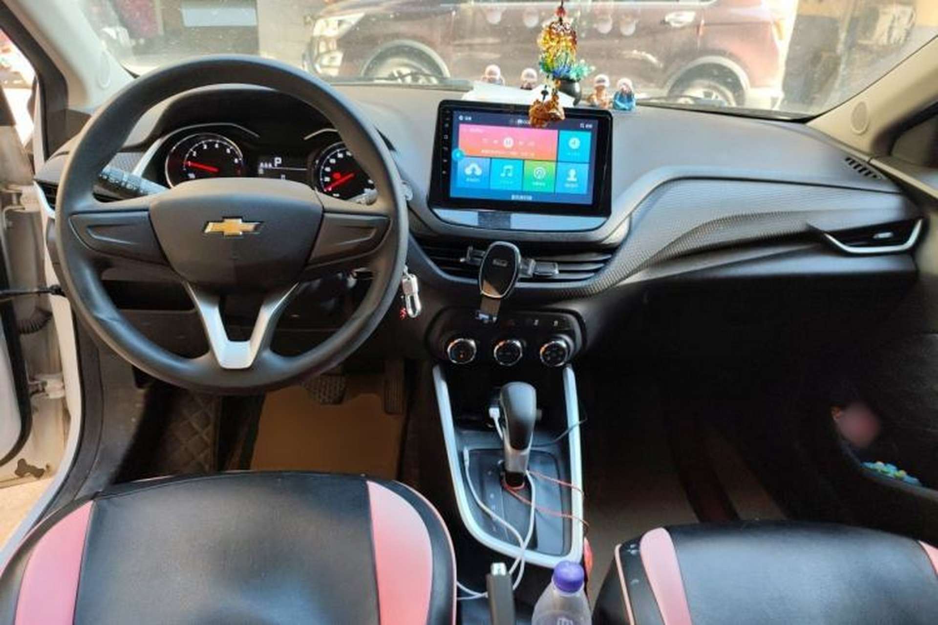 Used Chevrolet Cavalier 2020 325T Automatic Enjoyment Edition Center Console