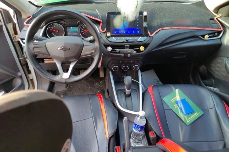 Used Chevrolet Cavalier 2020 325T Automatic Enjoyment Edition Center Console