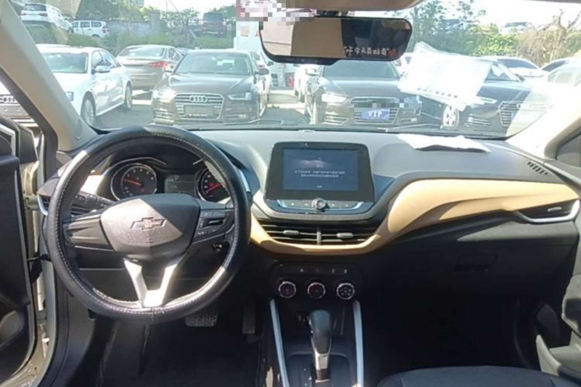 Used Chevrolet Cavalier 2020 Redline 325T Automatic Xinyao Edition China VI Standard Center Console