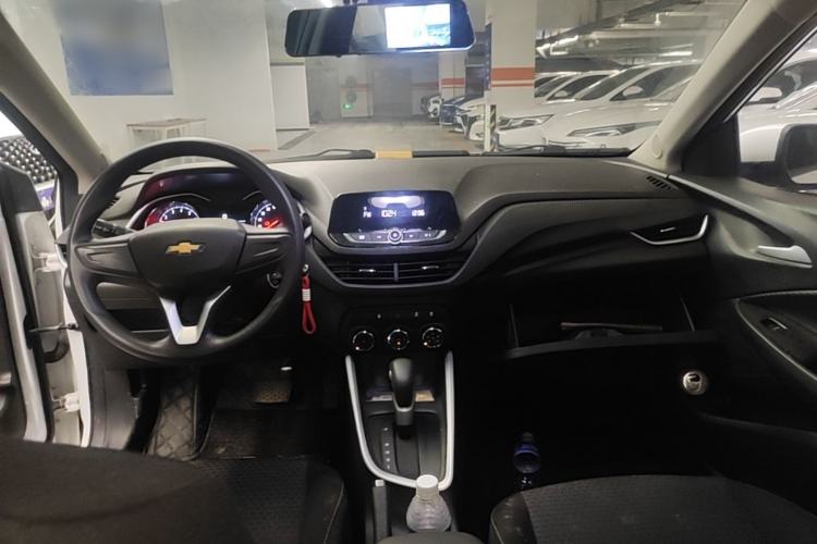 Used Chevrolet Cavalier 2020 325T Automatic Enjoyment Edition Center Console