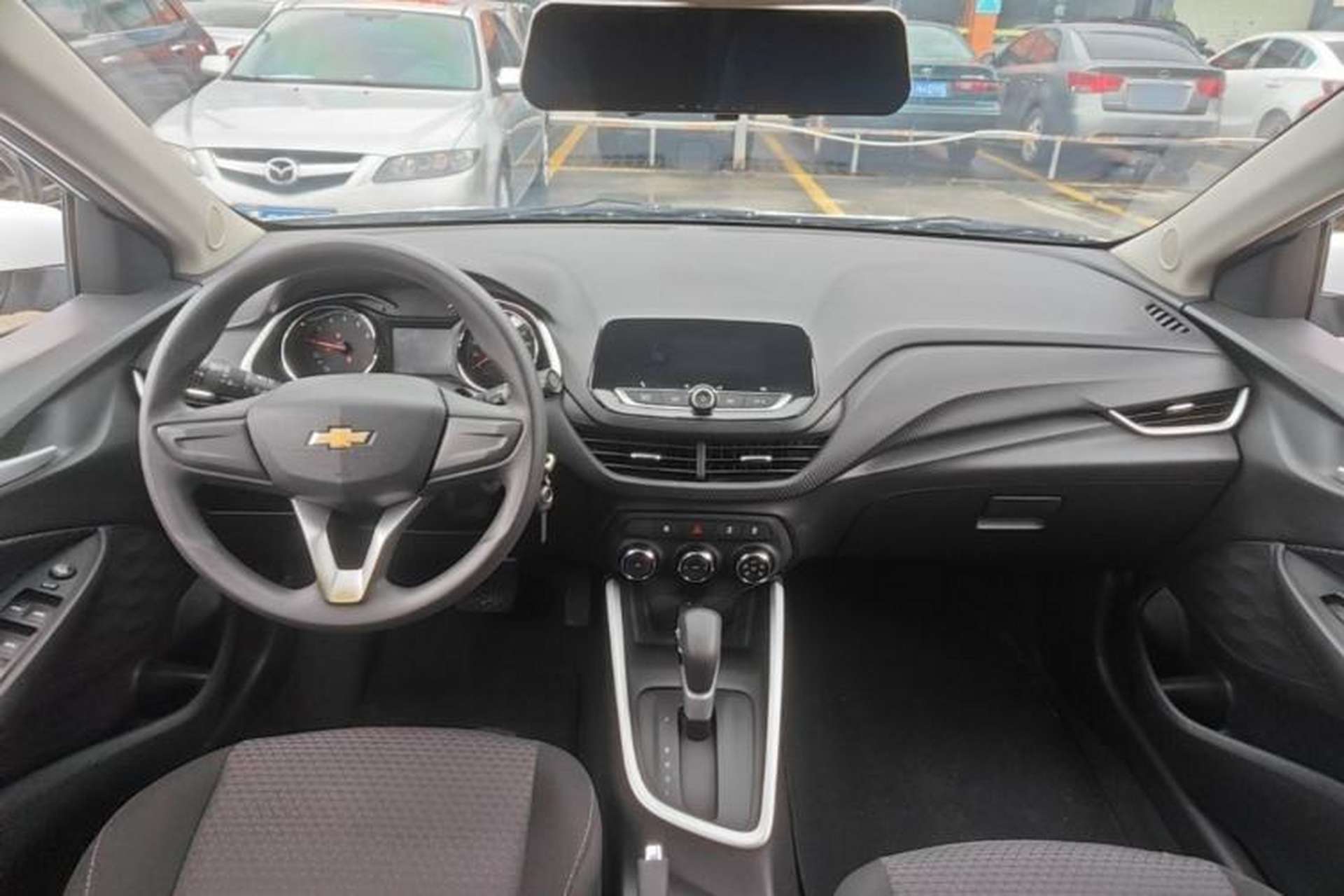 Used Chevrolet Cavalier 2020 325T Automatic Enjoyment Edition Center Console