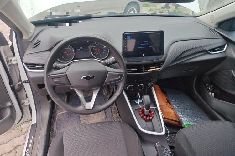 Used Chevrolet Cavalier 2020 325T Automatic Enjoyment Edition Center Console