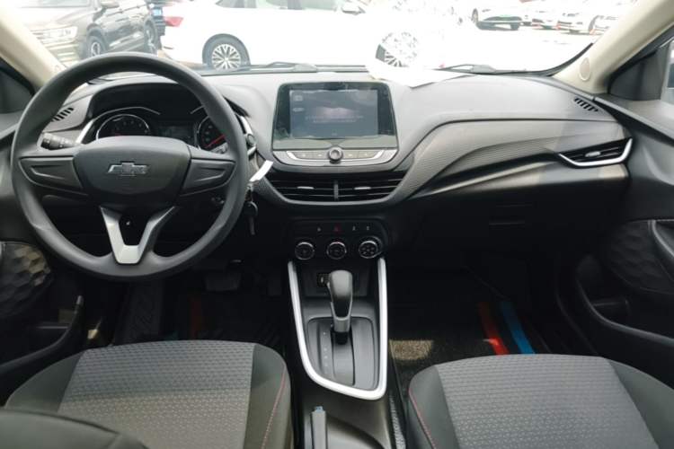 Used Chevrolet Cavalier 2020 Redline 325T Automatic Xinshang Edition China VI Standard Center Console