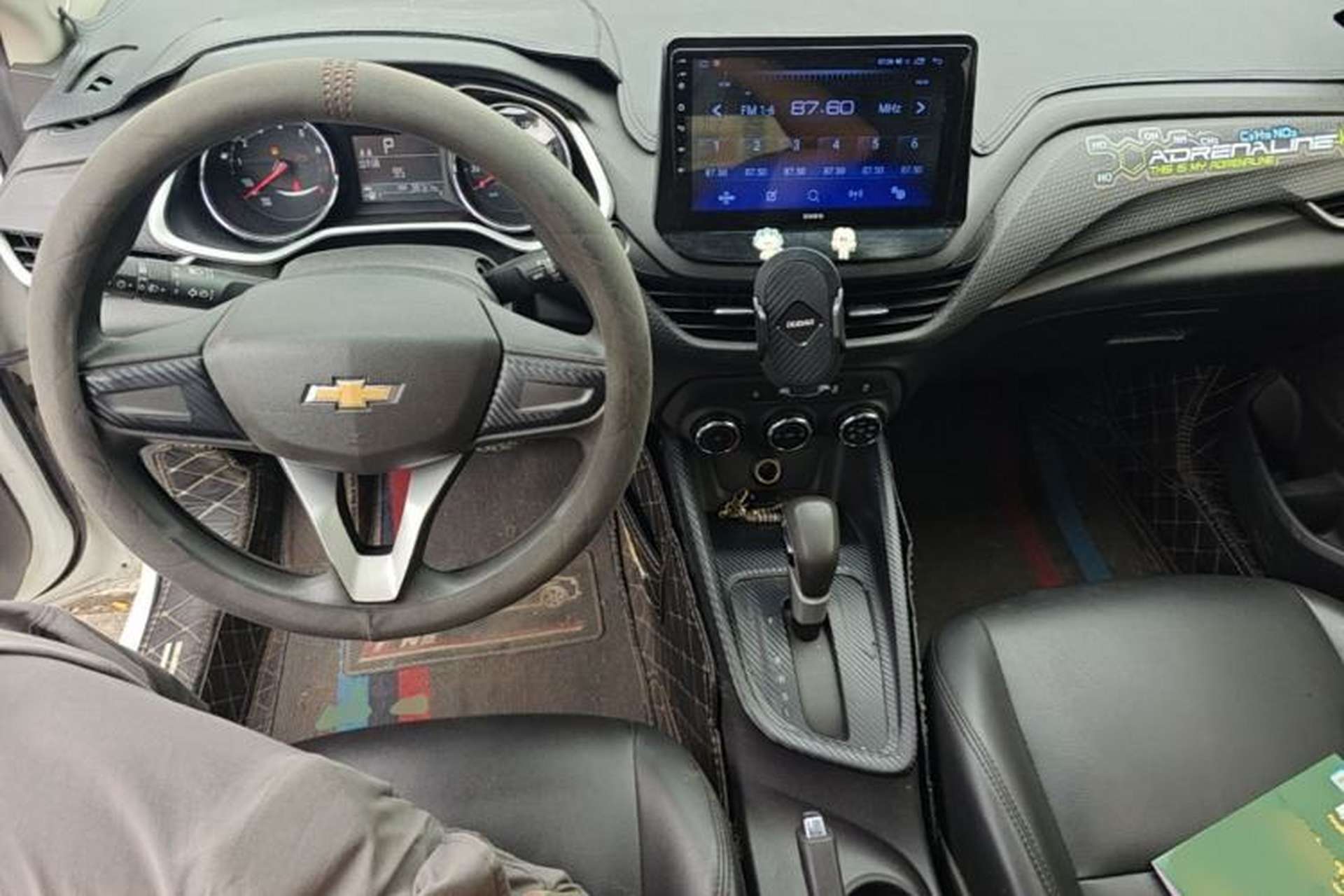 Used Chevrolet Cavalier 2020 325T Automatic Enjoyment Edition Center Console