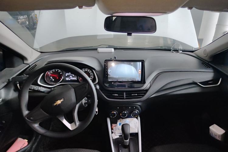 Used Chevrolet Cavalier 2020 325T Automatic Enjoyment Edition Center Console