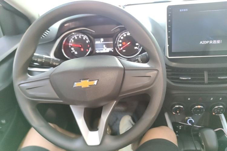 Used Chevrolet Cavalier 2020 325T Automatic Enjoyment Edition Center Console