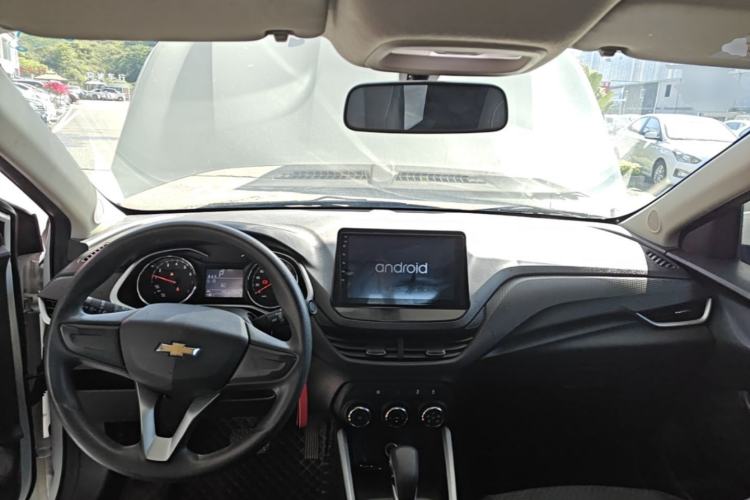 Used Chevrolet Cavalier 2020 325T Automatic Enjoyment Edition Center Console