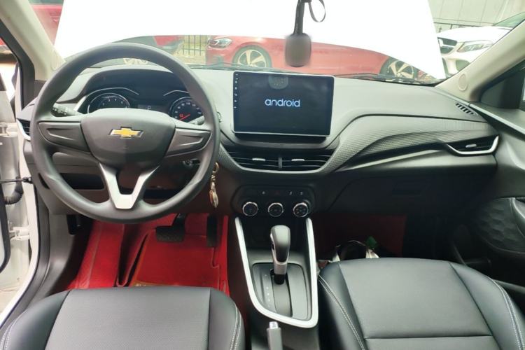 Used Chevrolet Cavalier 2020 325T Automatic Enjoyment Edition Center Console