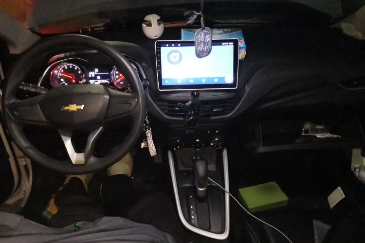 Used Chevrolet Cavalier 2020 325T Automatic Enjoyment Edition Center Console