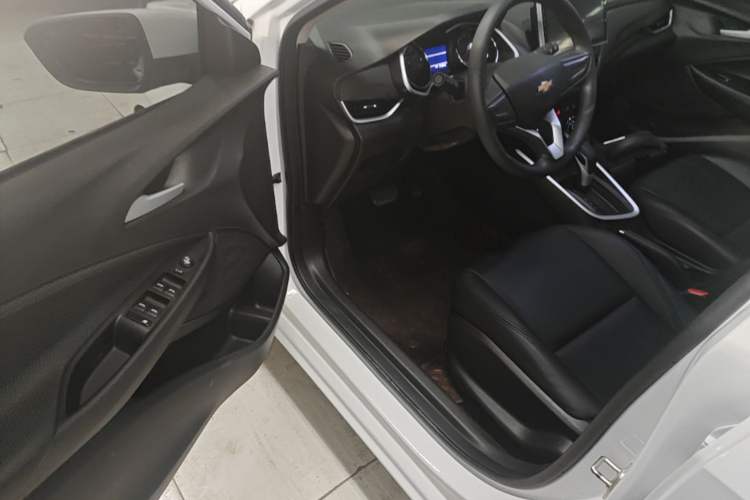 Used Chevrolet Cavalier 2020 325T Automatic Enjoyment Edition Driver Seat