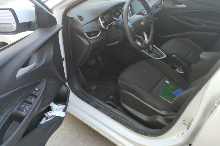 Used Chevrolet Cavalier 2020 325T Automatic Enjoyment Edition Driver Seat