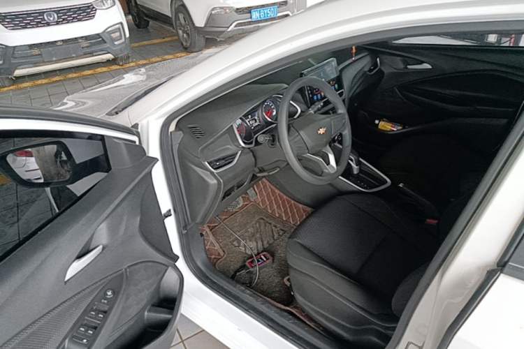 Used Chevrolet Cavalier 2020 325T Automatic Enjoyment Edition Driver Seat