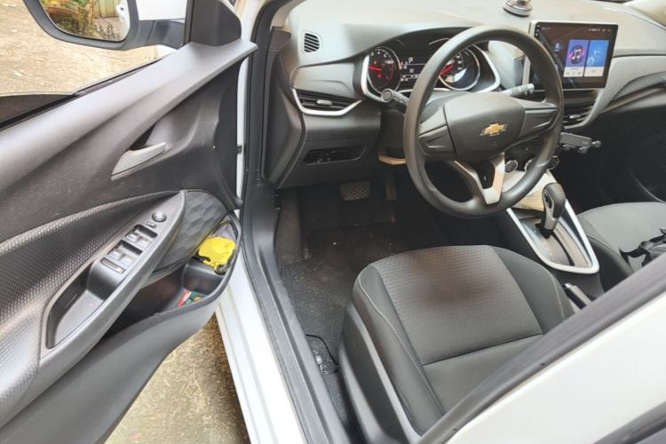 Used Chevrolet Cavalier 2020 325T Automatic Enjoyment Edition Driver Seat