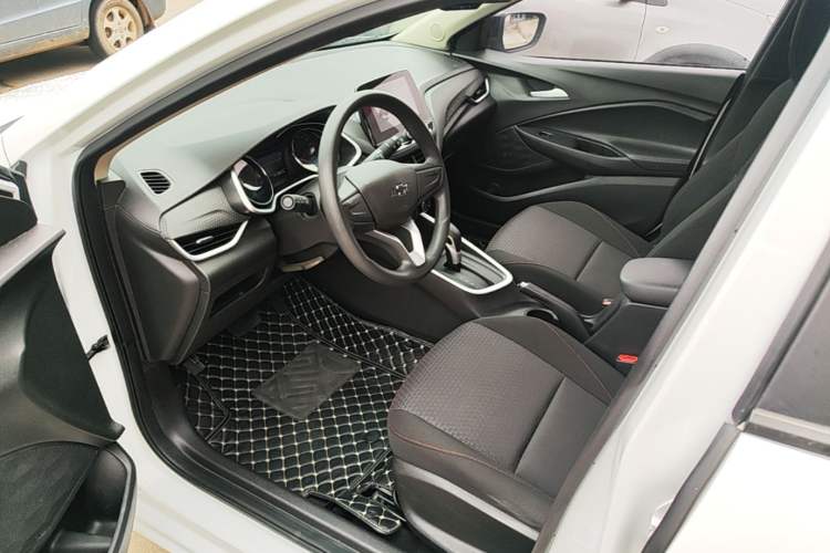Used Chevrolet Cavalier 2020 Redline 325T Automatic Xinshang Edition China VI Standard Driver Seat