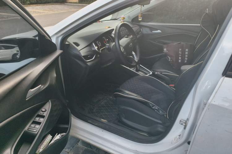 Used Chevrolet Cavalier 2020 Redline 325T Automatic Xinshang Edition Driver Seat