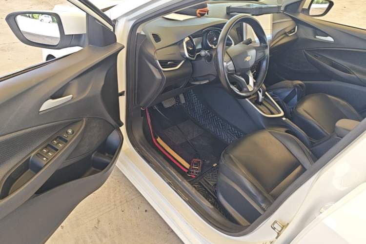 Used Chevrolet Cavalier 2020 325T Automatic Enjoyment Edition Driver Seat