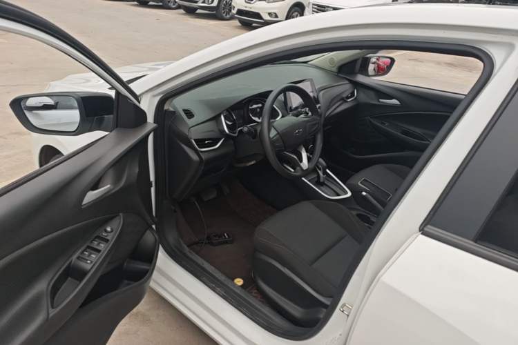Used Chevrolet Cavalier 2020 Redline 325T Automatic Xinshang Edition Driver Seat