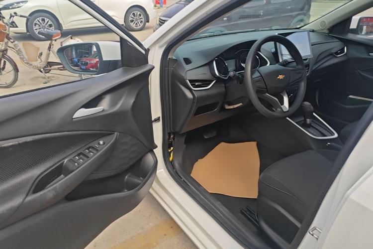 Used Chevrolet Cavalier 2020 325T Automatic Enjoyment Edition Driver Seat