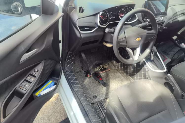 Used Chevrolet Cavalier 2020 325T Automatic Enjoyment Edition Driver Seat